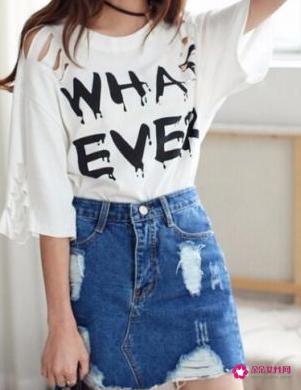 牛仔短裙怎么搭配好看