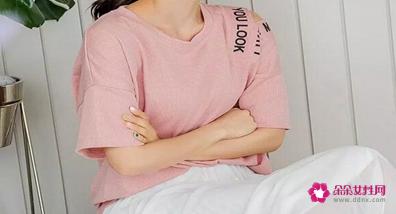 时尚潮流服饰图片