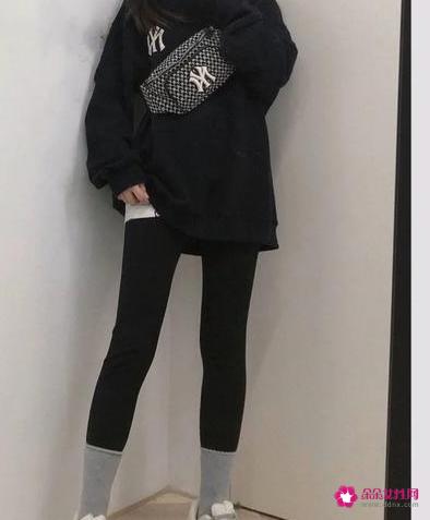 铅笔裤配什么鞋子比较好看