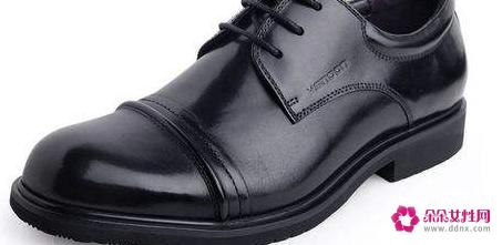 男子正装皮鞋要求
