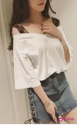 露肩连衣裙长裙吊带的穿搭