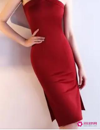 胸小怎么穿抹胸的礼服