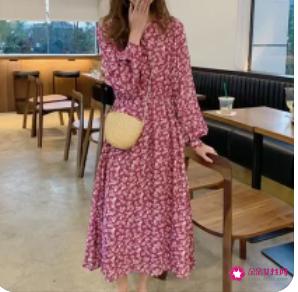 长款碎花连衣裙怎么搭配