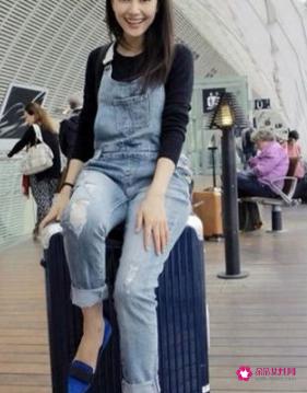 吊带裤怎么搭配图片