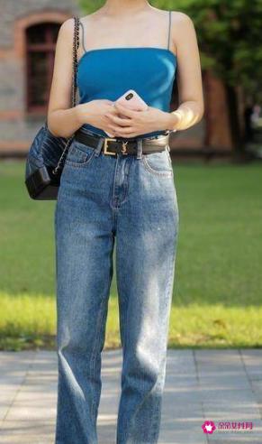 吊带裤怎么搭配图片