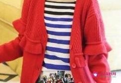 短款开衫毛衣最佳搭配