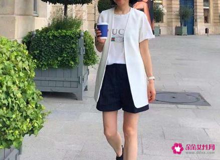 40岁女人穿衣搭配图