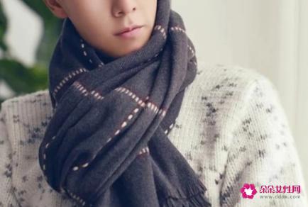 怎么戴围巾好看简单