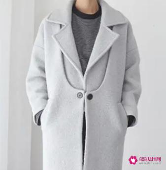 灰色配什么颜色好看