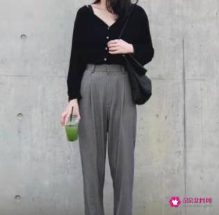 灰色配什么颜色好看