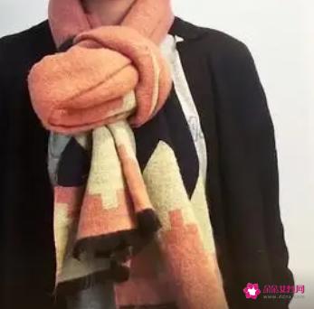 羊绒长款围巾的各种围法