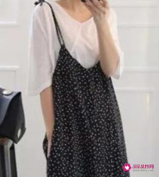 吊带裤可以配什么上衣