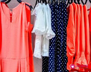 适合30岁女人的服装品牌优雅端庄