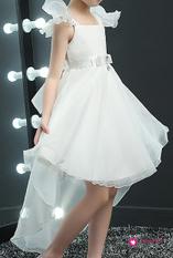 如何挑选婚礼花童礼服