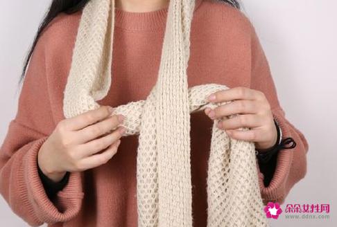 围巾的各种系法图解