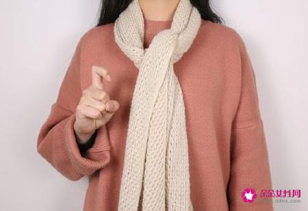 围巾的各种系法图解