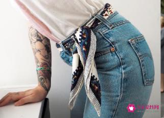 丝巾的搭配方法