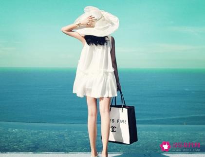 海边穿什么衣服