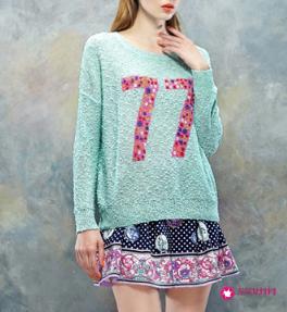 具有显高效果的半身短裙怎么搭配上衣