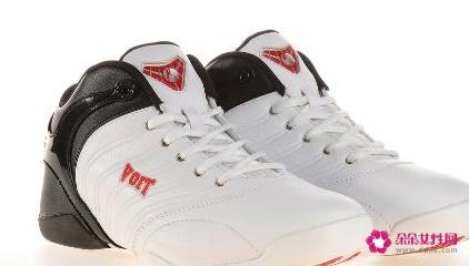 运动鞋用什么洗才干净