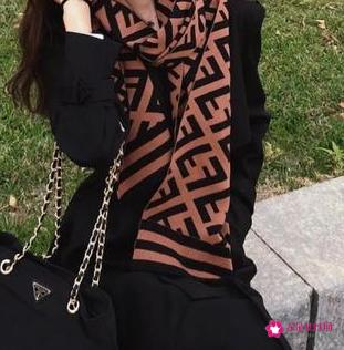 围巾配色搭配技巧