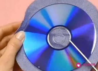 手工diy旧牛仔裤改包包