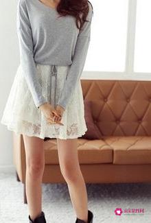 蕾丝连衣裙怎么搭配