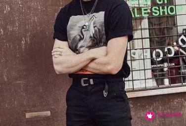 170偏胖男生穿衣搭配技巧