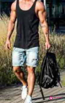 夏天男生穿搭风格