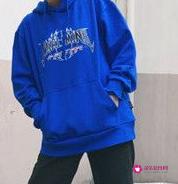 卫衣男生应该如何搭配