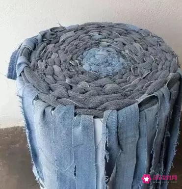 旧牛仔裤的废物利用