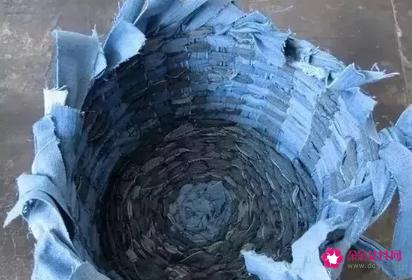 旧牛仔裤的废物利用