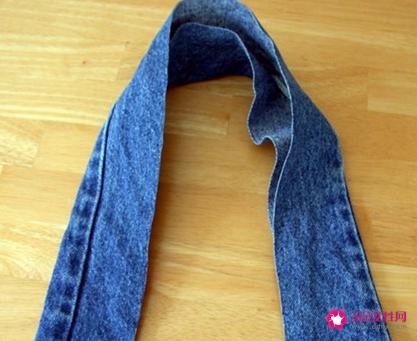 牛仔裤改造小包包图解