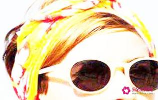 掌握这些丝巾搭配方法