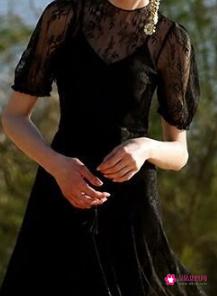 露肩裹胸内衣怎么穿