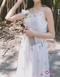 露肩裹胸内衣怎么穿