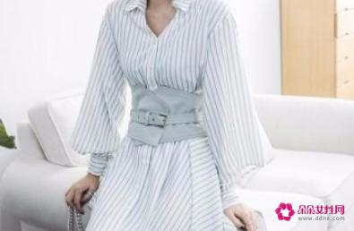 夏天怎样穿衣搭配好看