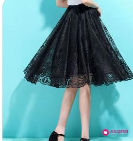蕾丝裤搭配什么衣服