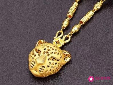 男士项链配什么吊坠好