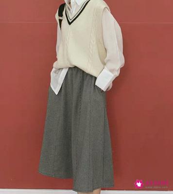 针织马甲怎么搭配的