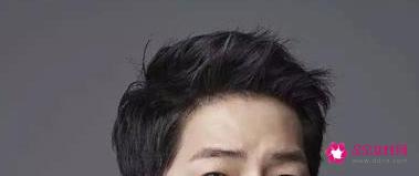 适合西装的发型男