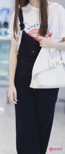 今年最流行的减龄穿搭