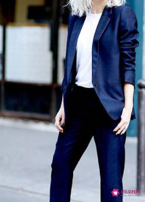 女人经典的10件必备衣服