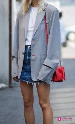 女人经典的10件必备衣服
