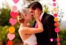 婚礼胸花的正确戴法