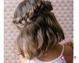 非常短的头发怎么扎好看