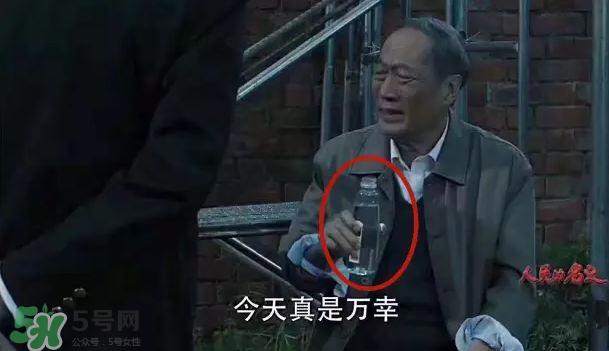 天地精华矿泉水多少钱?天地精华矿泉水零售价