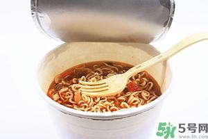 韩国拉面和中国方便面的区别