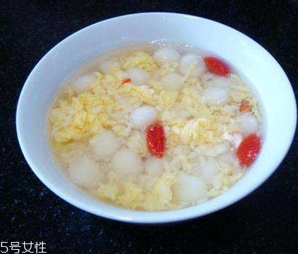 酒酿蛋丰胸靠谱吗？酒酿蛋吃多久有效果？