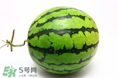 西瓜的热量高吗?一个西瓜的热量有多少?